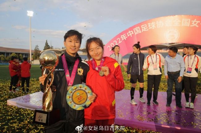 对于多年支持自己的影迷，他也特别呼吁：“我们可以伤心一下下，但请记住：超人常在，他代表的精神常在，他给我们树立的榜样常在